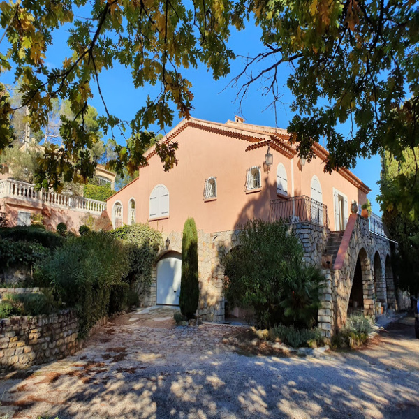 Offres de vente Villa Gonfaron 83590